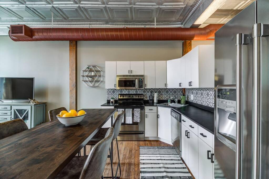 Good Vibes Loft - Dt Cle Walk To All The Stadiums Cleveland Extérieur photo