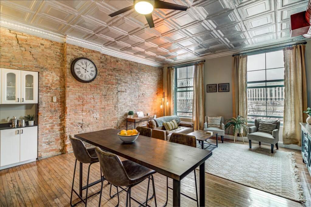 Good Vibes Loft - Dt Cle Walk To All The Stadiums Cleveland Extérieur photo